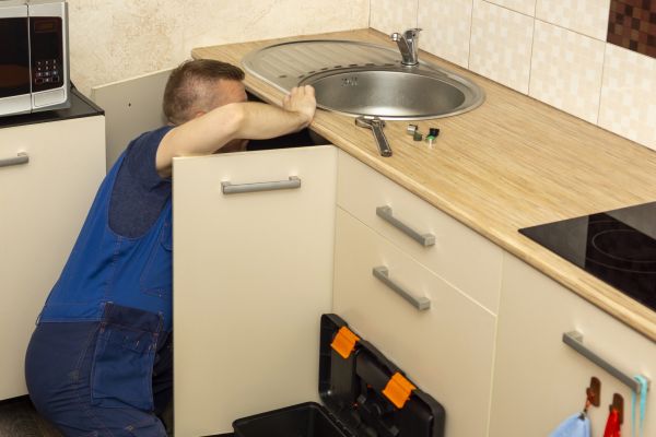 Kitchen Sink Plumbing in Columbia