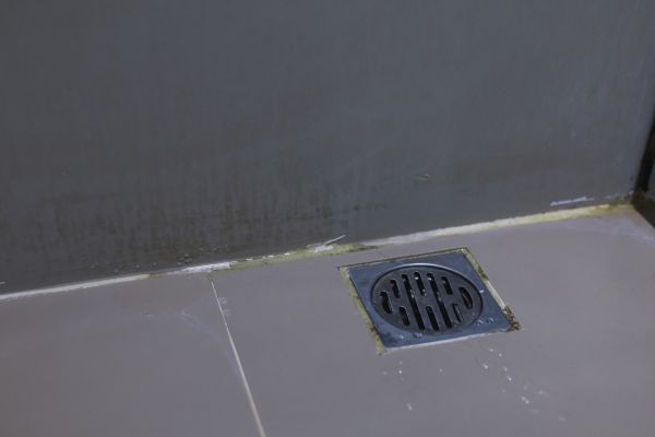 Bathroom Drain Installation in Columbia
