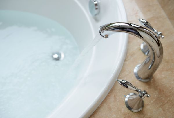 Cost of Tub Faucet Replacement in Columbia